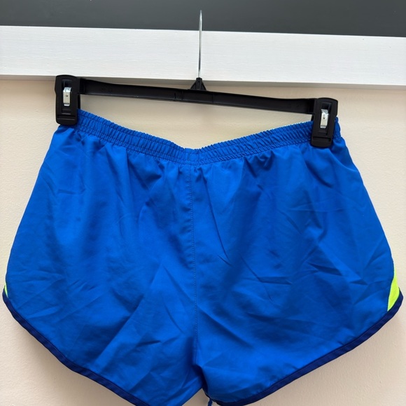 Nike Blue and Neon Green Sports Shorts - Picture 6 of 6